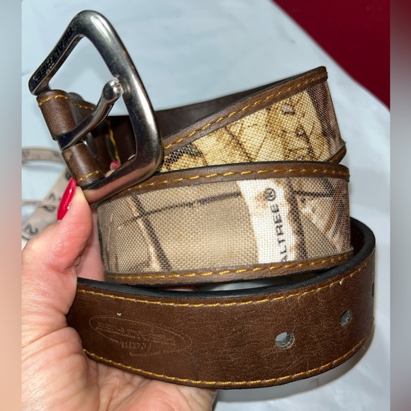 REALTREE Brown leather CAMOUFLAGE BELT Silver Buckle 95001K/200,  MENS 34-34 MED - Picture 7 of 16